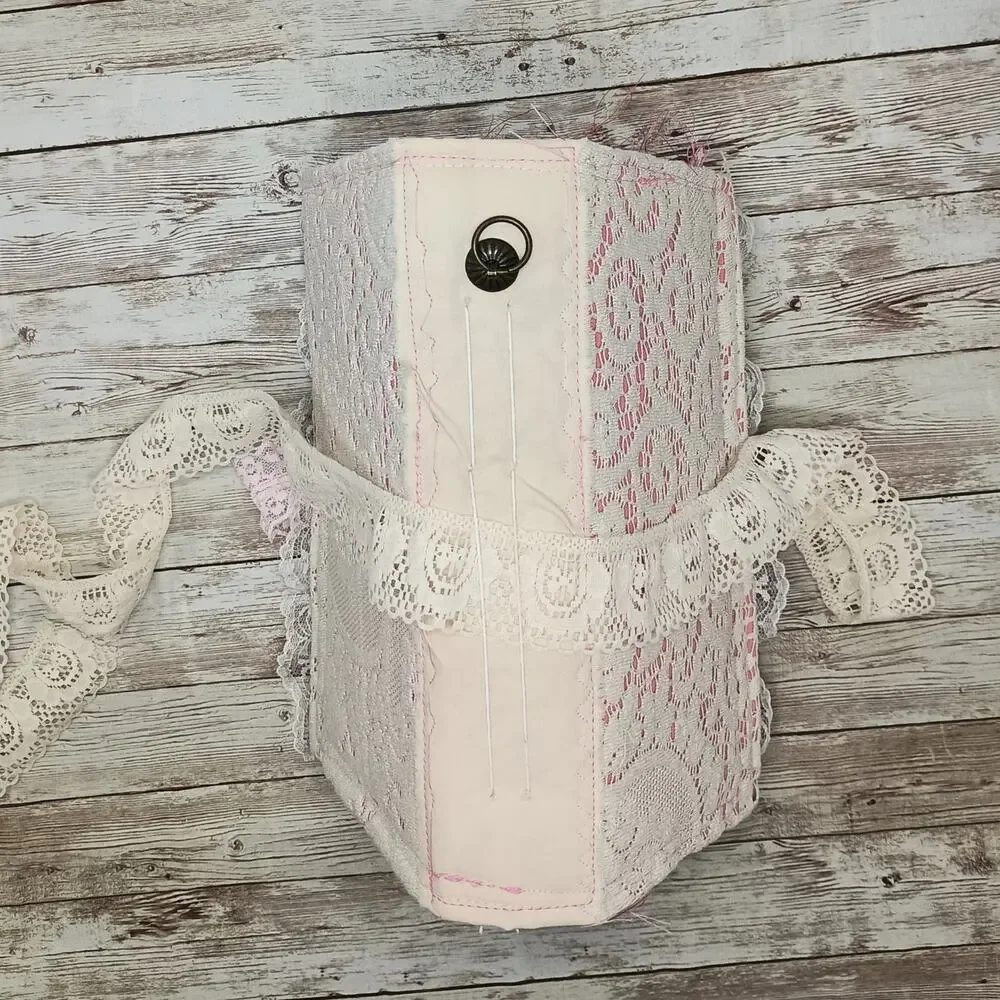 Pink Embellished Junk Journal: Flowers, Birds and Butterflies (Benevolent)